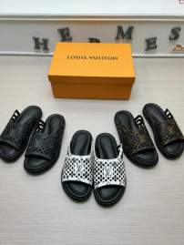 Picture of Louis Vuitton Slippers _SKULVsz35-43mnf0325578